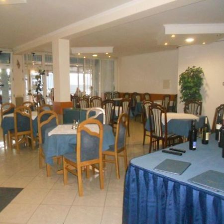 Apartments Capeta Neum Exterior photo